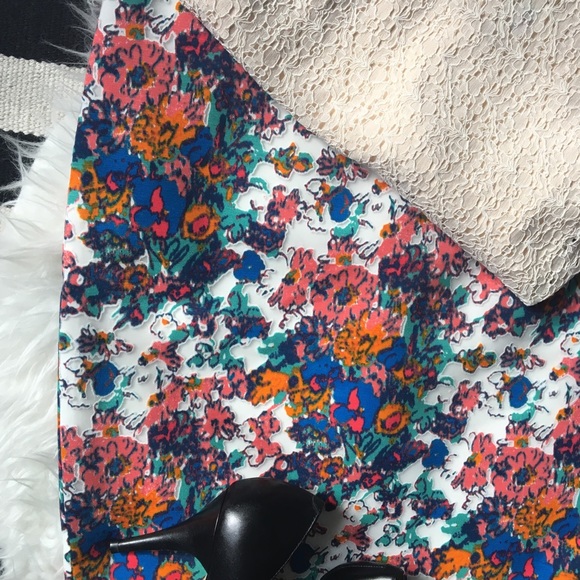 Plenty by Tracy Reese Floral Pencil Skirt Scuba - Picture 8 of 8